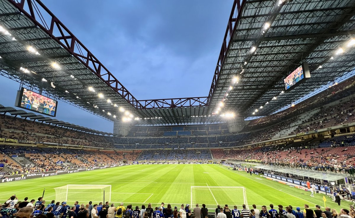 Copertina itinerario Giuseppe Meazza Stadium: Behind-the-Scenes Tour with Changing Rooms, Tunnel, and Museum