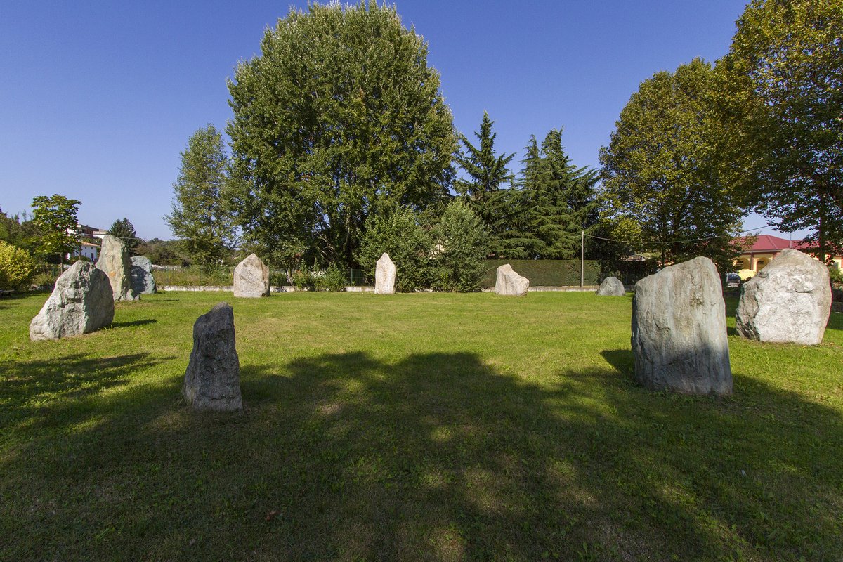 Círculo megalítico