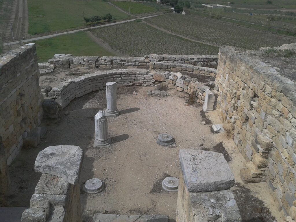 antica città dell'Apulia, oggi sito archeologico e frazione del comune italiano di Barletta