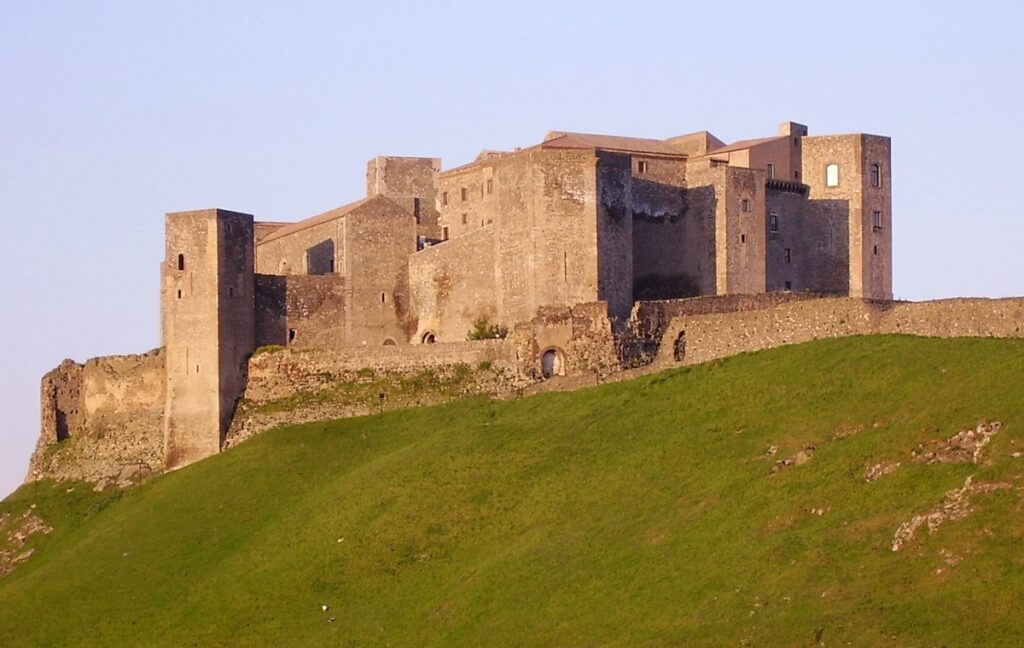 castello nel comune italiano di Melfi (PZ)
