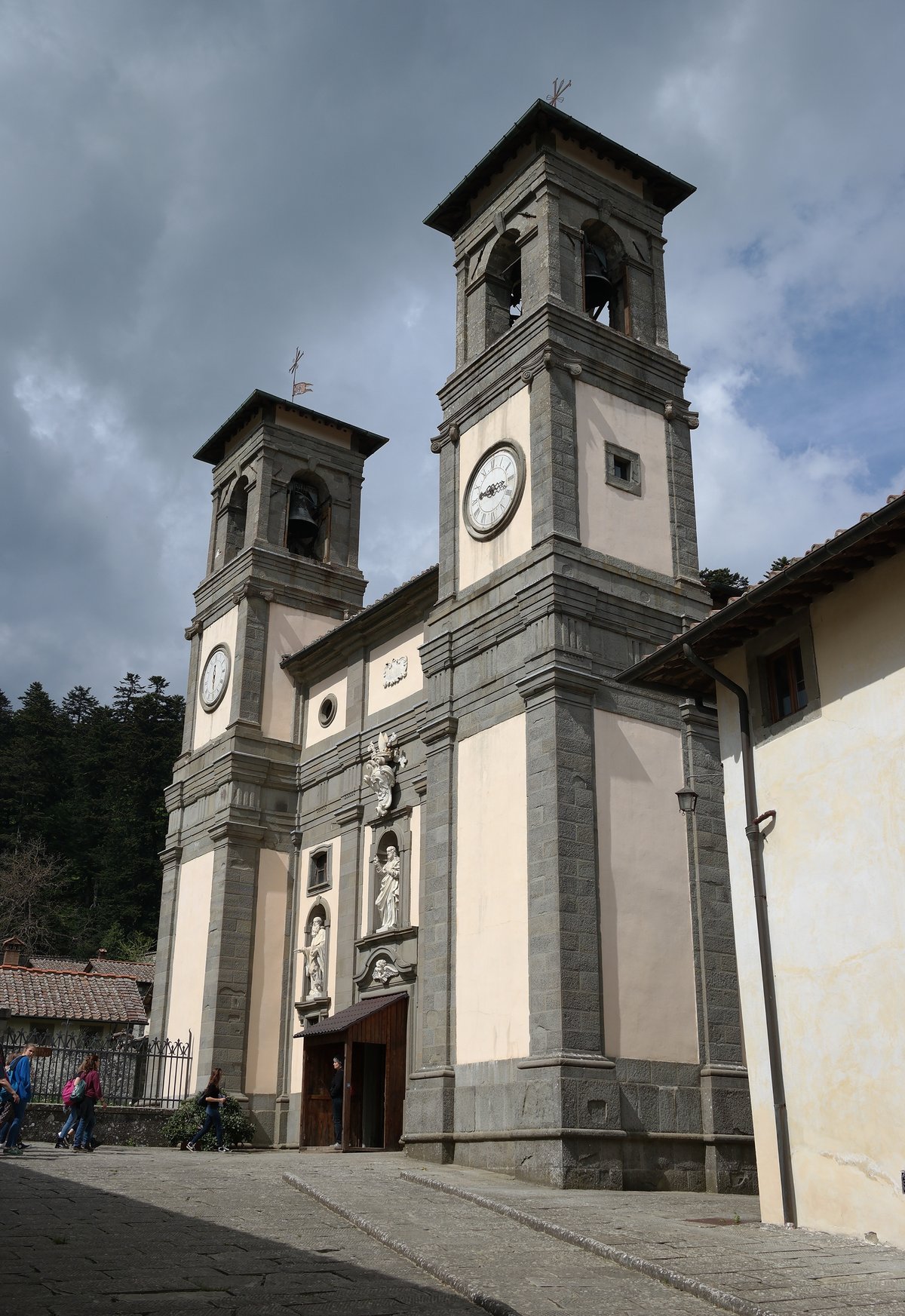 卡马尔多利隐修院