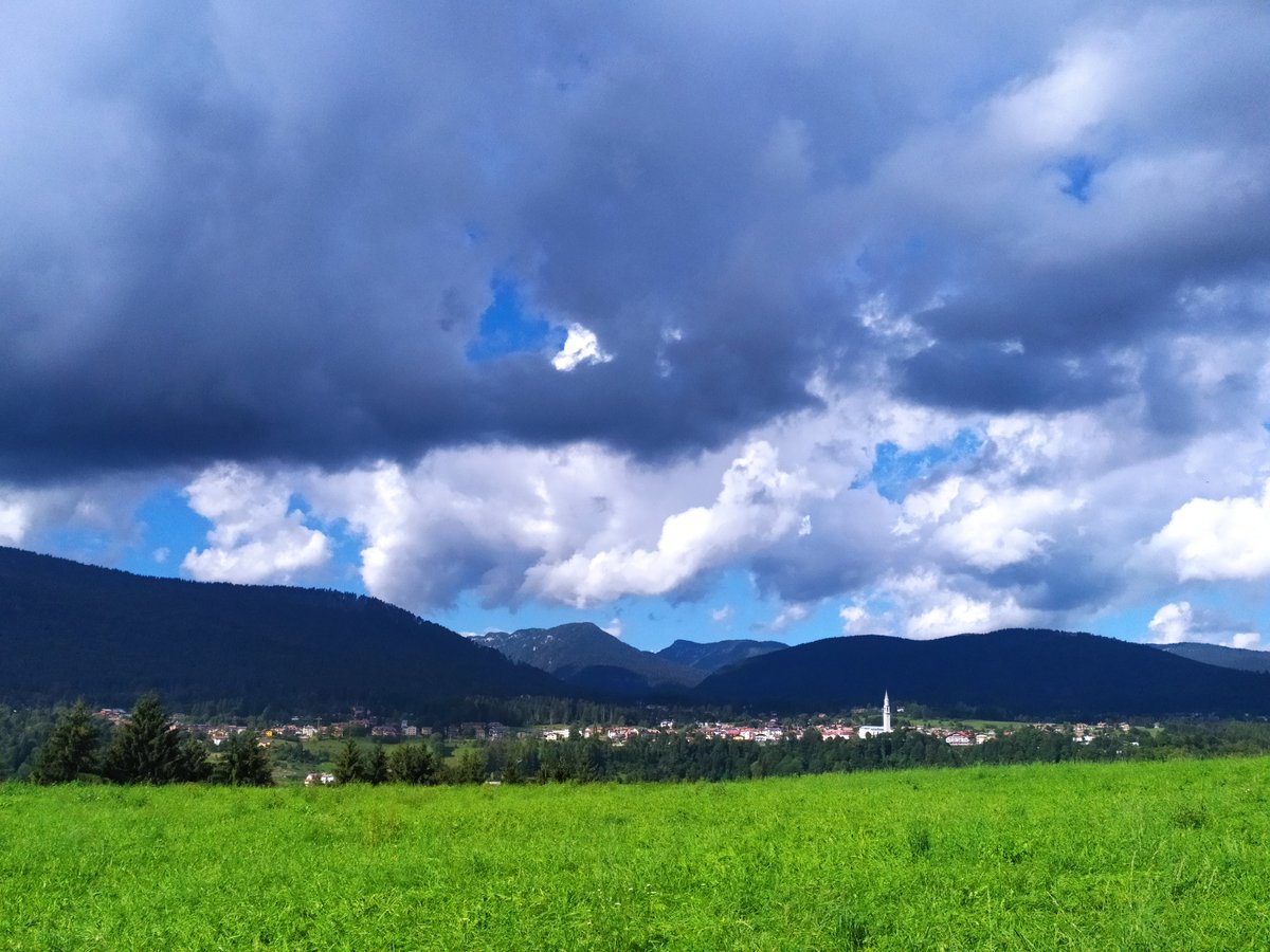 Copertina itinerario IAT Roana: free maps, Great War trails and alpine dairy cheeses