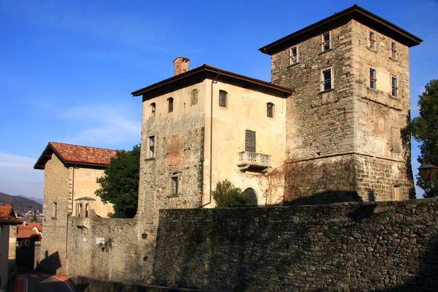 Castello di Massino Visconti