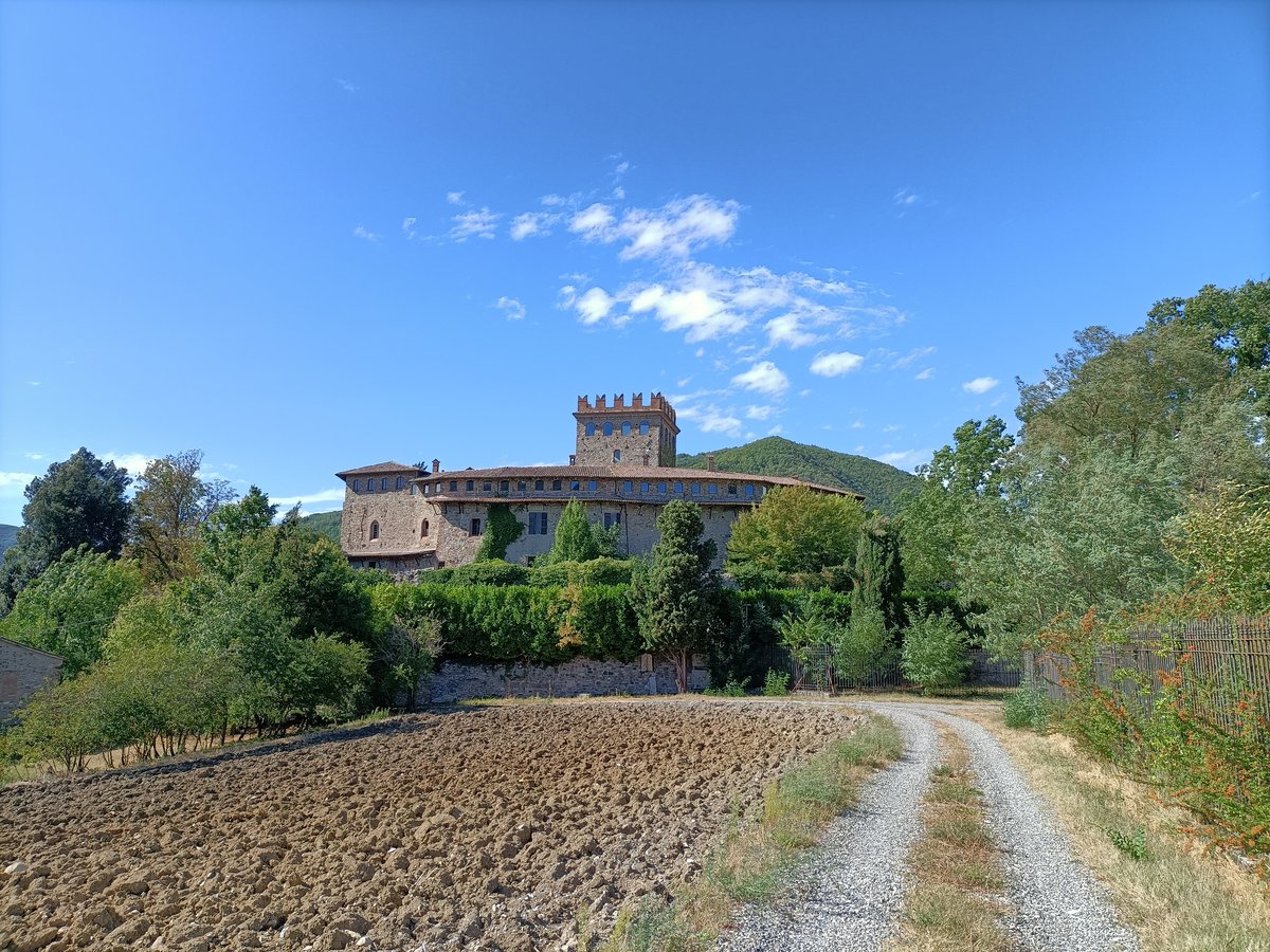 Copertina itinerario Montechiaro Castle: Medieval Fortress with 360° Views and Historic Wine Cellars
