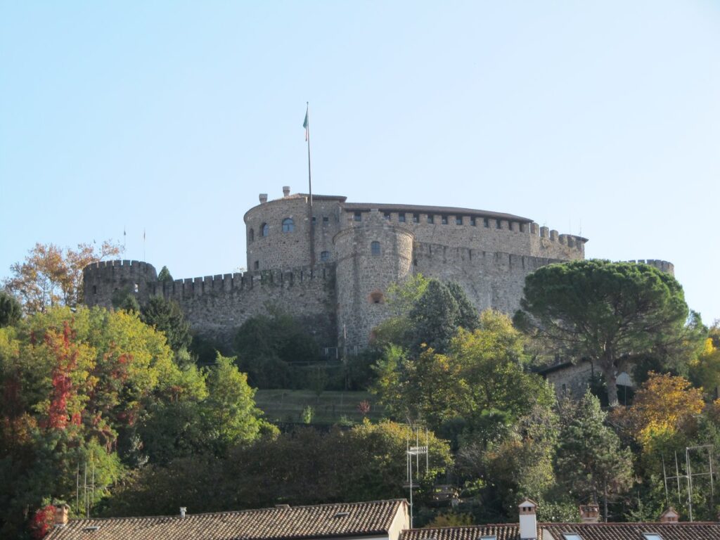 fortificazione medievale