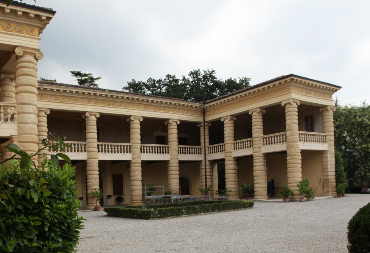 Copertina itinerario Villa Serego: architettura palladiana del XVI secolo e vigneti in Valpolicella