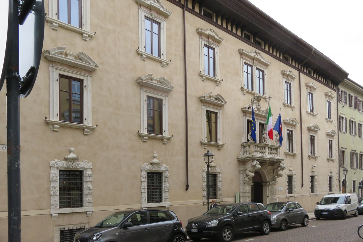 サルダーニャ宮殿