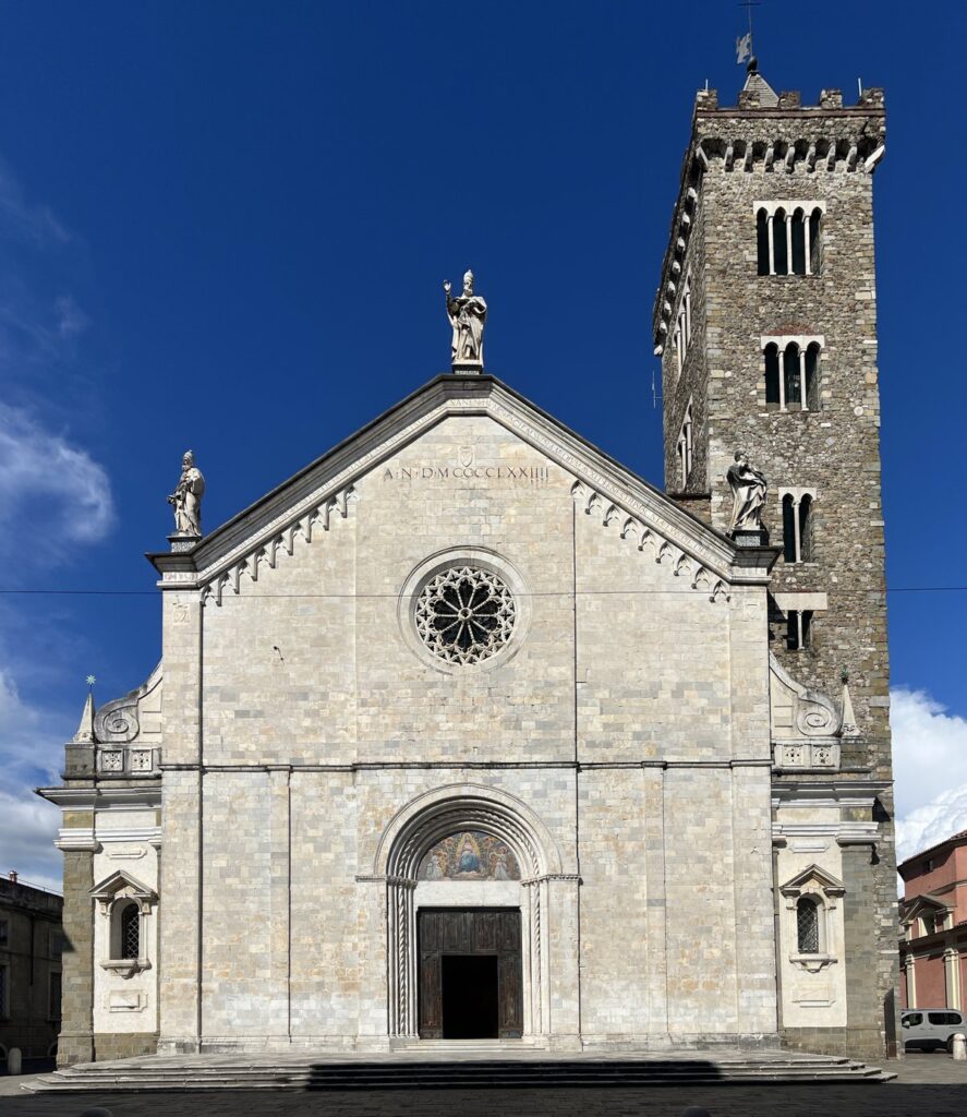 edificio religioso di Sarzana