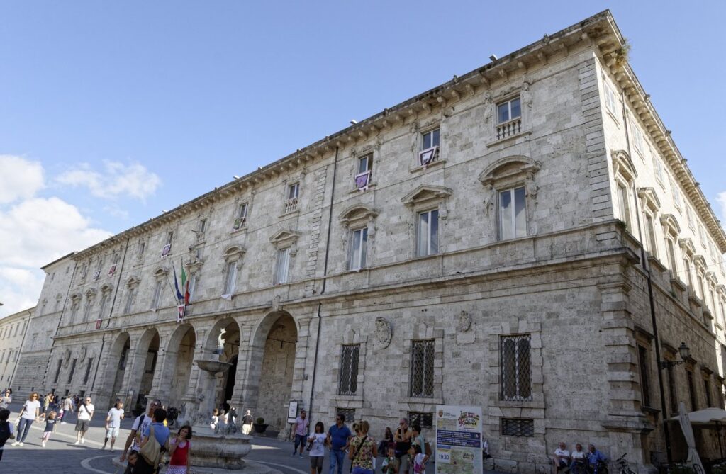 edificio di Ascoli Piceno