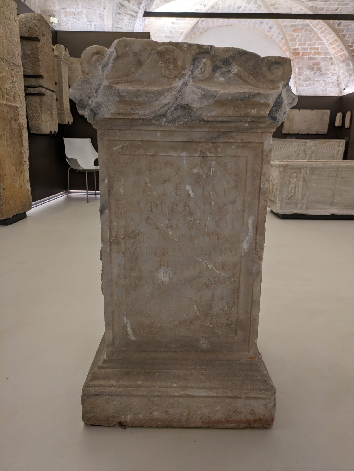 奥利维里亚诺考古博物馆