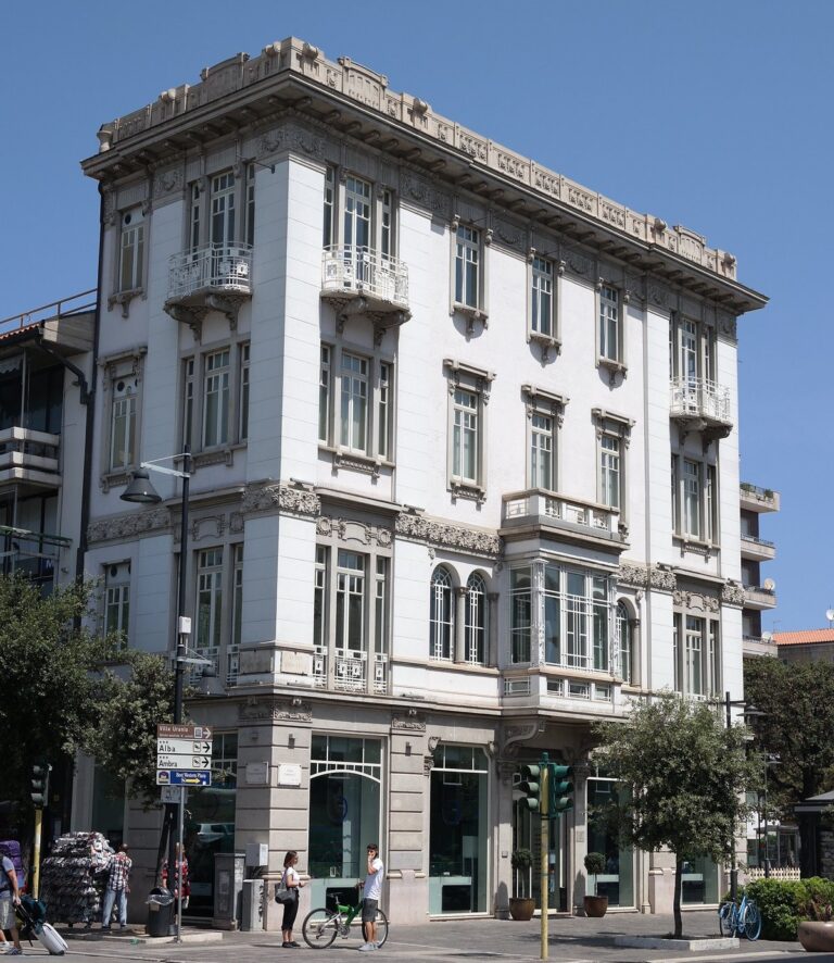 palazzo storico di Pescara