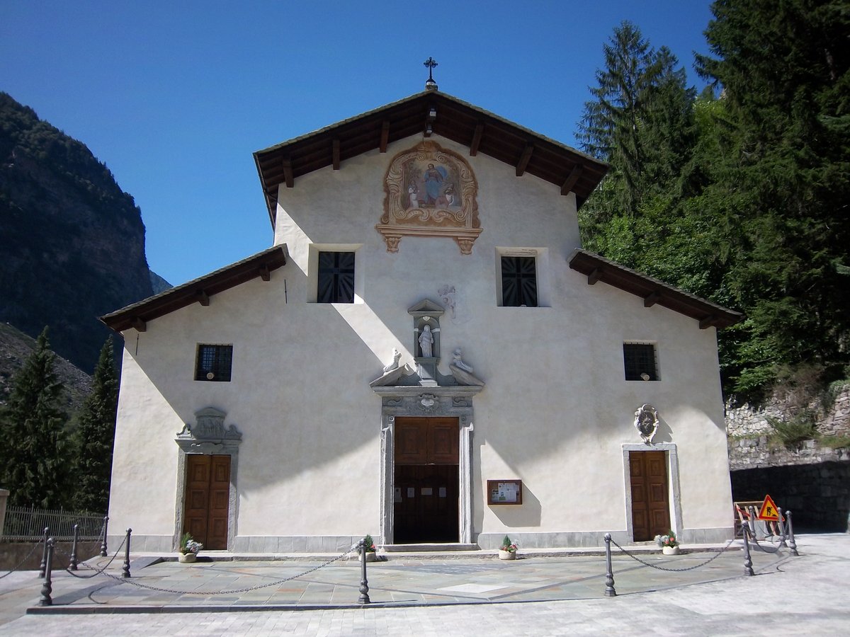 Copertina itinerario Santuario Madonna di Gallivaggio: storia e fede tra roccia e leggenda
