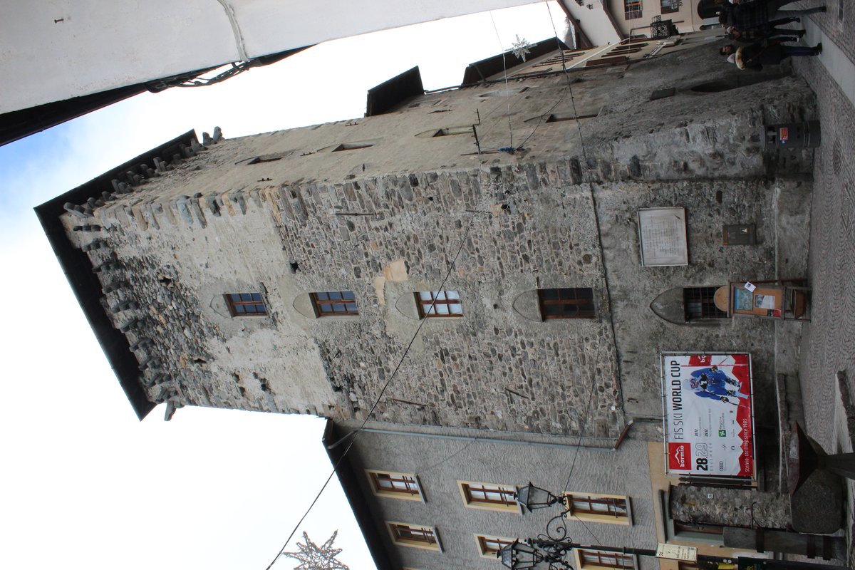 Copertina itinerario Torre Alberti a Bormio: storia e segreti della torre medievale