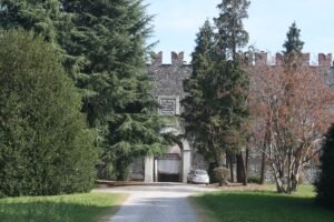 castello a Sumirago